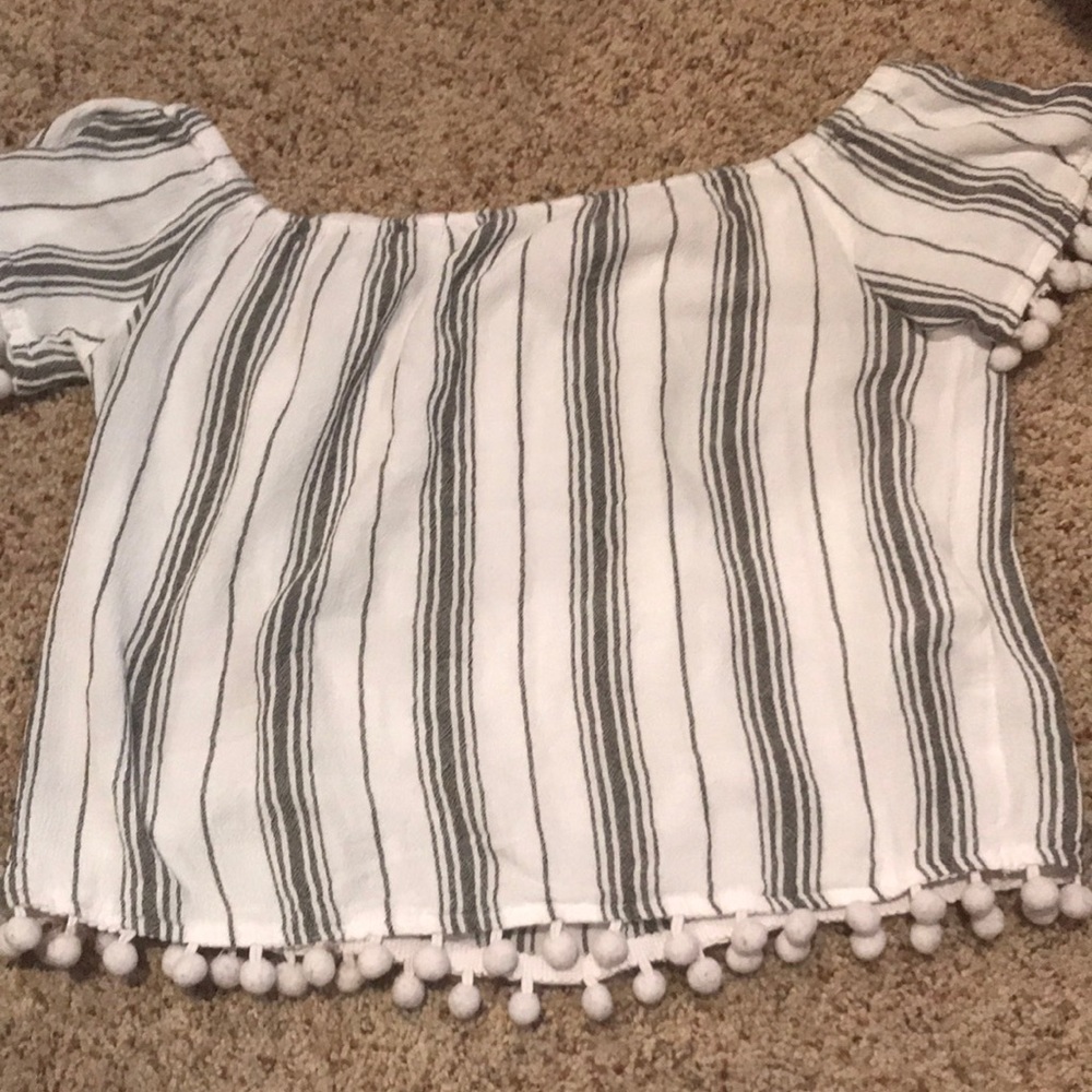 CANDY couture off the shoulder shirt